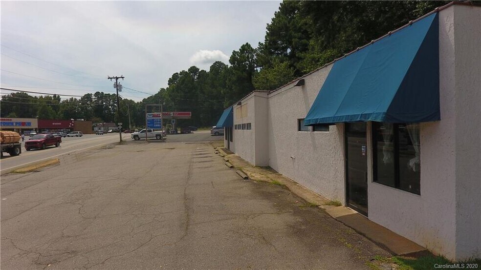 More Photos Of 804 Camden Rd, Wadesboro Freestanding For Lease