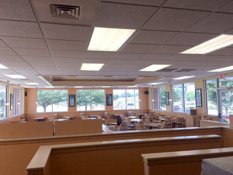 More Photos Of 6601 Highway 69 S, Tuscaloosa Fast Food For Lease