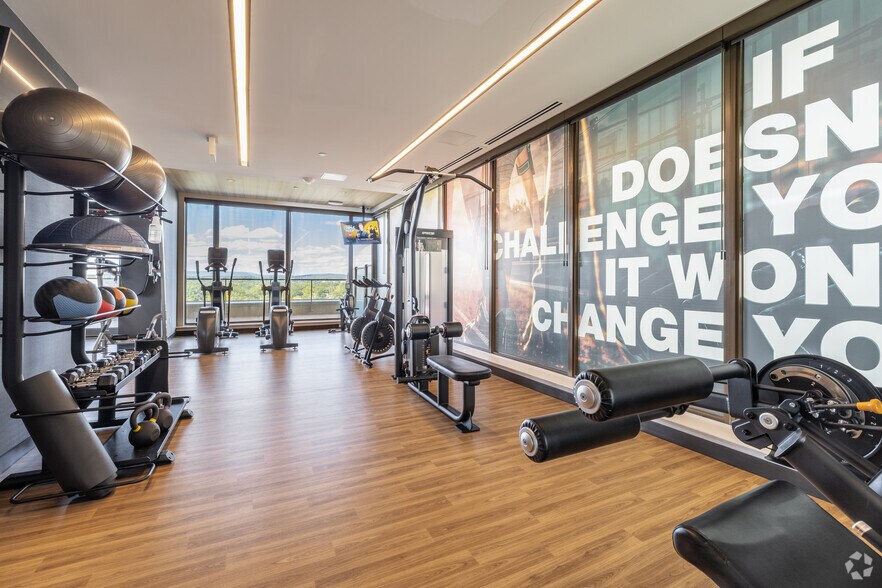 More Photos Of 300 Mcrae Av, Ottawa Apartments For Lease