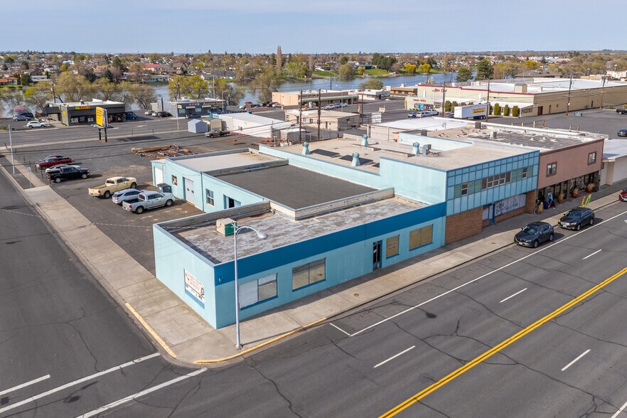 More Photos Of 612 W 3rd Ave, Moses Lake Industrial For Sale