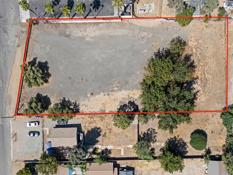 More Photos Of 10930 Limonite Ave, Jurupa Valley Land For Sale