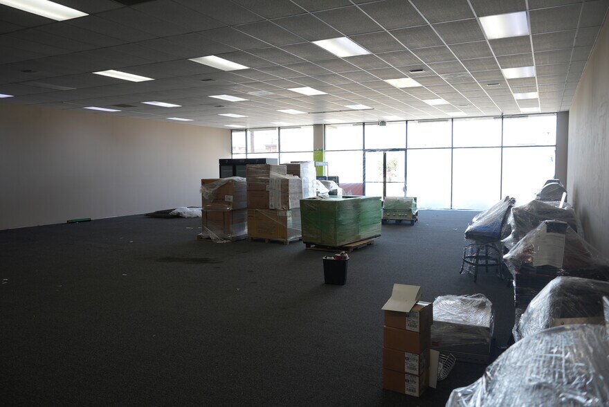More Photos Of 18225 Hawthorne Blvd, Torrance Storefront Retail Office For Lease