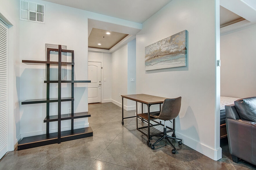 More Photos Of 404 Industrial St, Denton Apartments For Sale