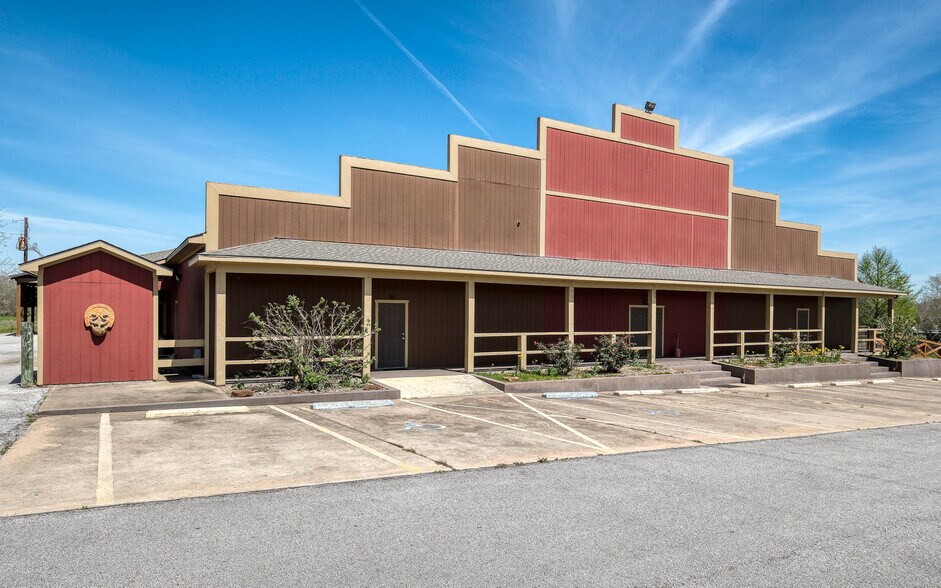 More Photos Of 48600 US-290 BUS, Hempstead Land For Sale