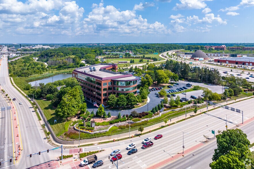 More Photos Of 1200 N Mayfair Rd, Wauwatosa Office For Lease