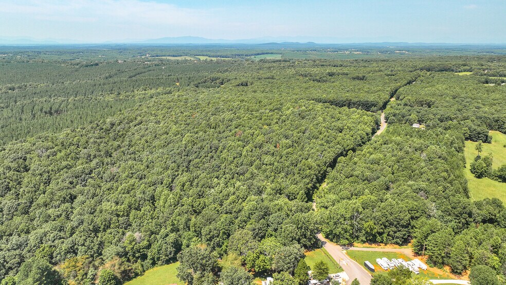More Photos Of 1105 W Lake Rd, Spout Spring Trailer Camper Park For Sale