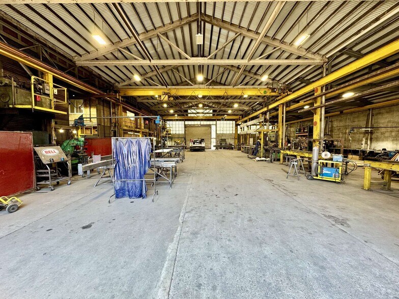 More Photos Of 8235 N Kerby Ave, Portland Warehouse For Lease