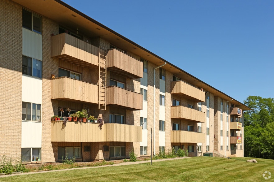 More Photos Of 308 Van Buren St, Jackson Apartments For Sale