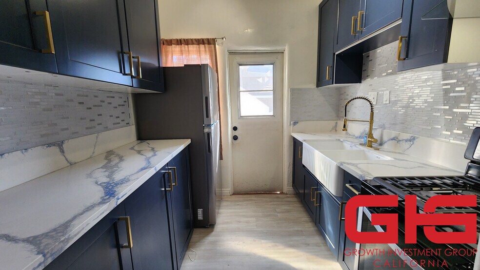 More Photos Of 902-906 S Marengo Ave, Pasadena Apartments For Sale