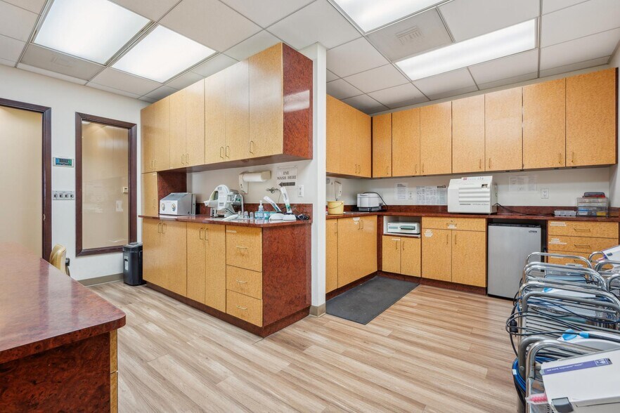 More Photos Of 601-621 Portola Dr, San Francisco Office Residential For Lease