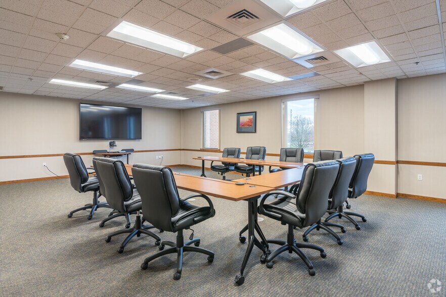 More Photos Of 1201 Fulling Mill Rd, Middletown Office For Sale