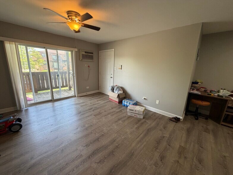 More Photos Of 21907 Jeffrey Ave, Sauk Village Apartments For Sale