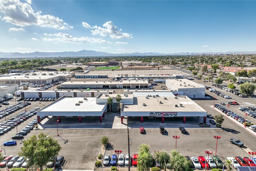 More Photos Of 2121 E Sahara Ave, Las Vegas Auto Dealership For Sale