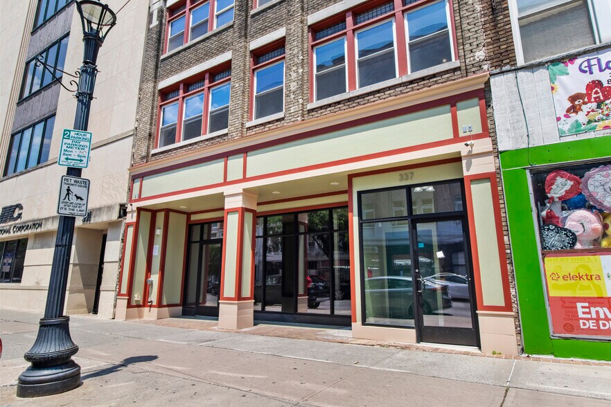 More Photos Of 337 Main St, Poughkeepsie Apartments For Lease