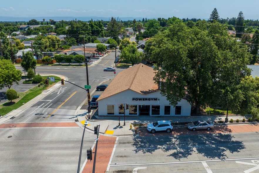 More Photos Of 9793 Live Oak Blvd, Live Oak Storefront Retail Office For Sale