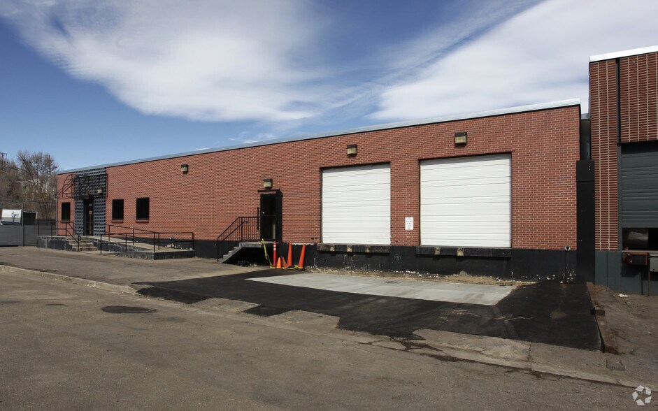 More Photos Of 2695 W 3rd Ave, Denver Warehouse For Lease