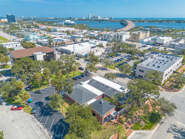 More Photos Of 200 Magnolia Ave, Daytona Beach Office For Sale