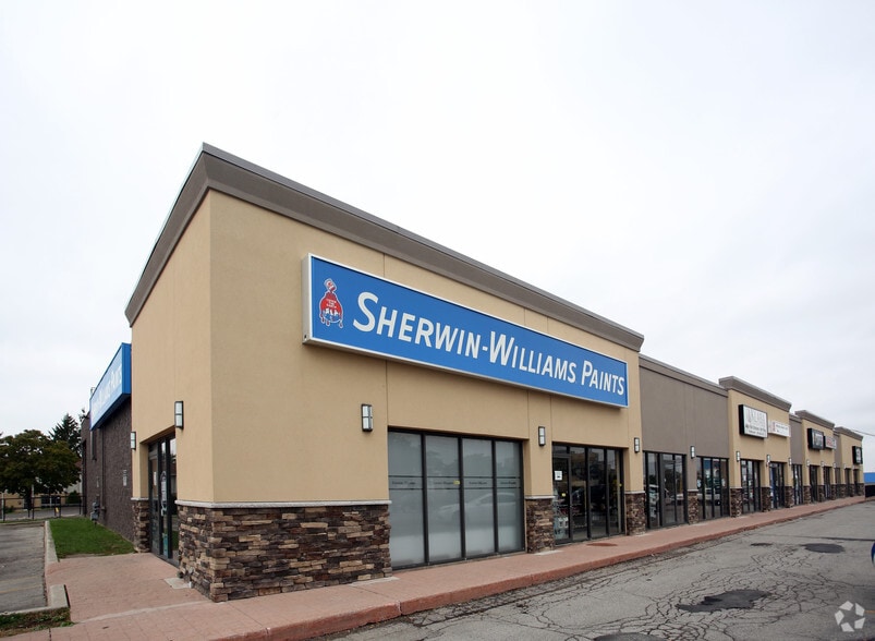 More Photos Of 515 Wellington Rd, London Storefront For Lease