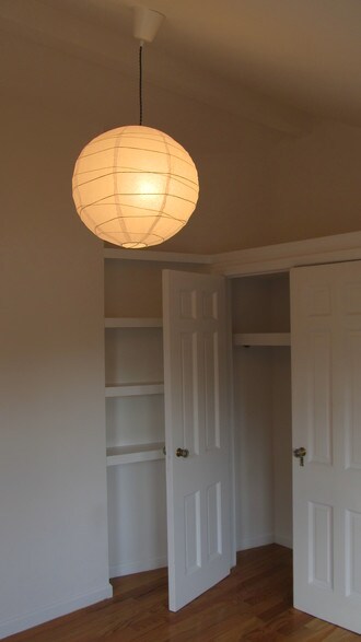 More Photos Of 109 Jeanette Ave, Inwood Specialty For Sale