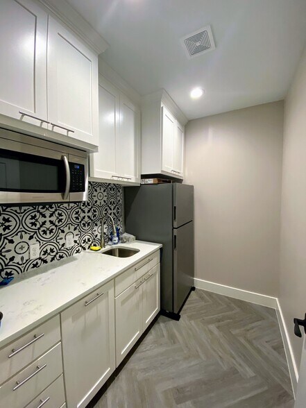 More Photos Of 13340 US 287 & 81, Haslet Office For Lease