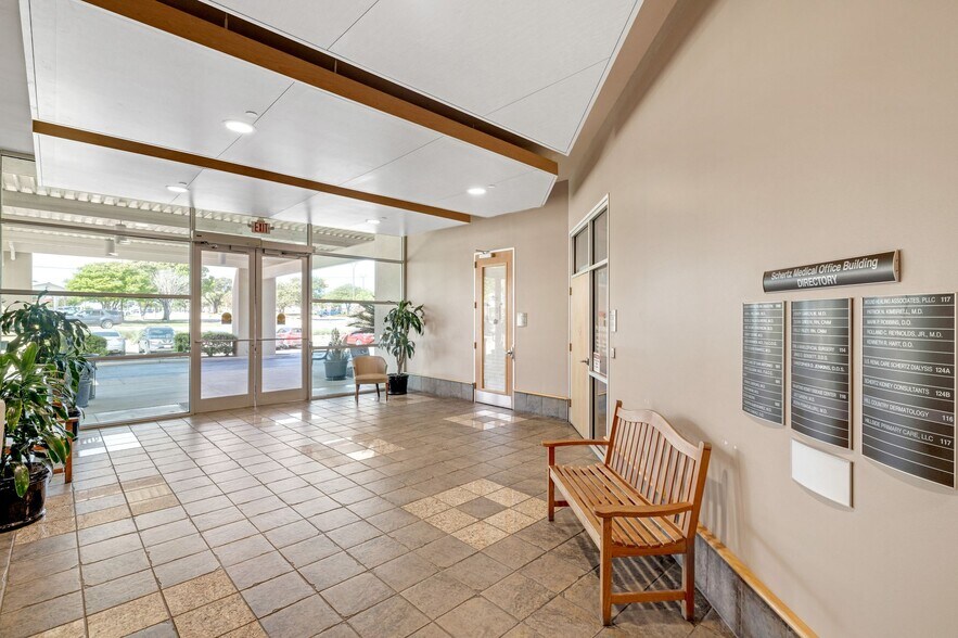 More Photos Of 5000 Baptist Health Dr, Schertz Medical For Lease