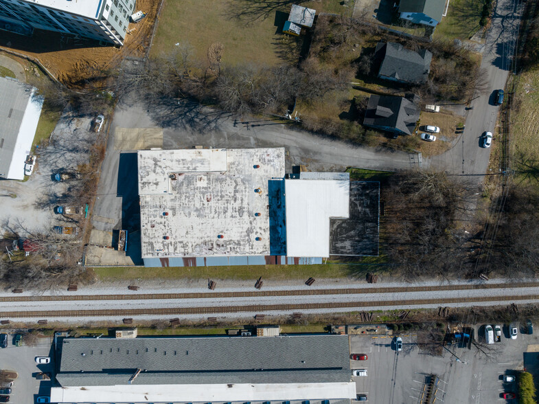 Primary Photo Of 638 Benton Ave, Nashville Manufacturing For Lease