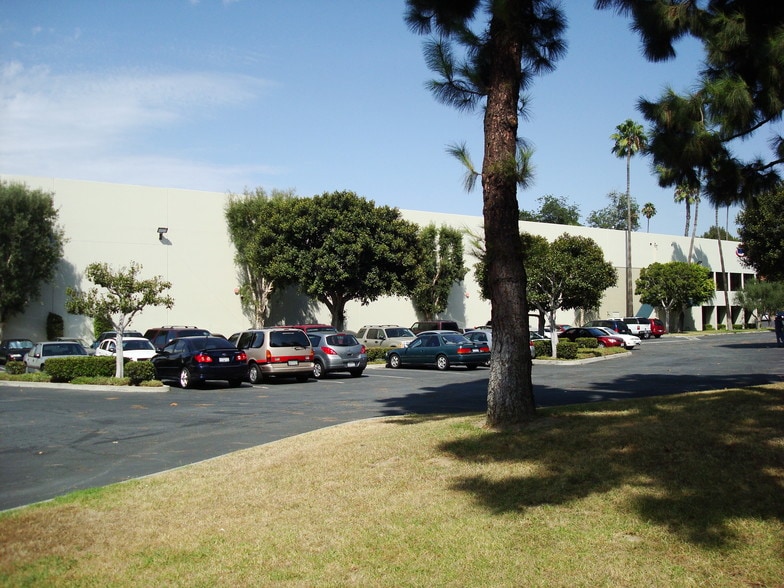 More Photos Of 9440 Norwalk Blvd, Santa Fe Springs Warehouse For Lease