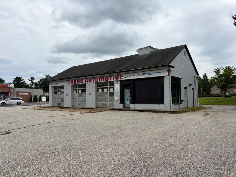 More Photos Of 1098 Route 130 N, Cinnaminson Service Station For Lease