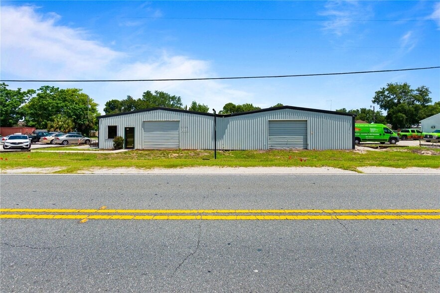 More Photos Of 15617 Old US Highway 441, Tavares Warehouse For Lease