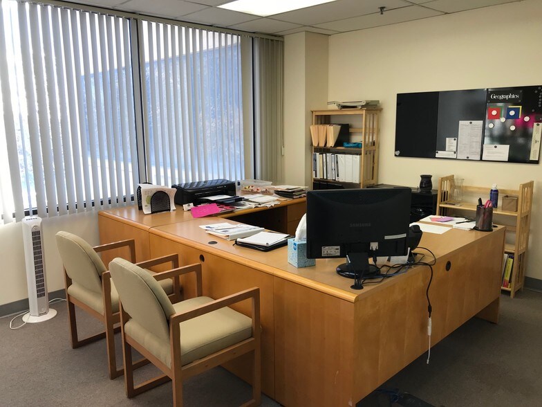 More Photos Of 108 Main St, Norwalk Medical For Lease