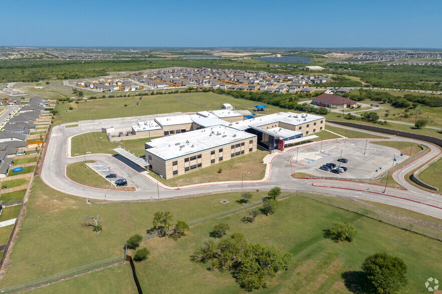 More Photos Of 804 Station St, Converse Multifamily For Sale