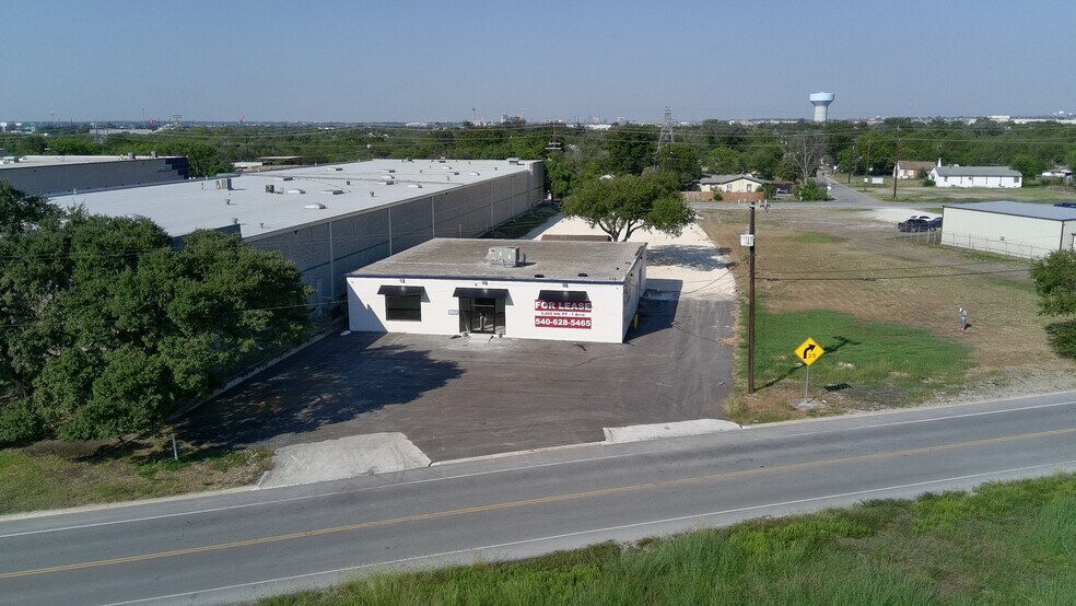 More Photos Of 8539 NE Loop 410, San Antonio Service For Lease