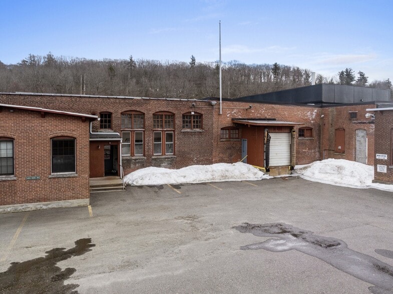 More Photos Of 431 Westminster St, Fitchburg Warehouse For Sale
