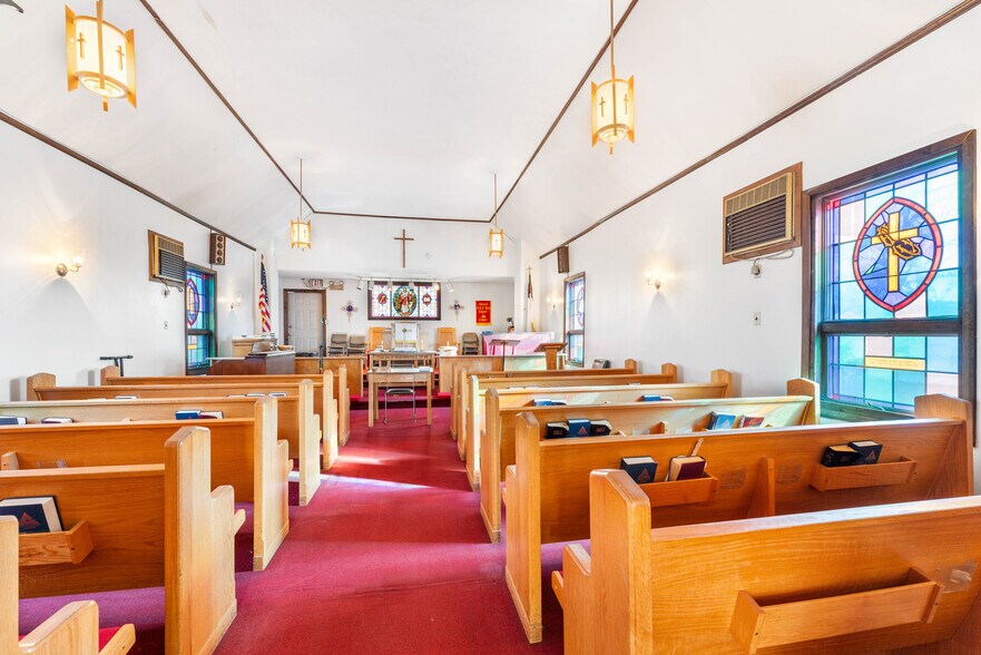 More Photos Of 900 E Baltimore Ave, Linden Specialty For Sale