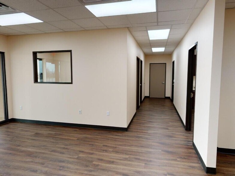 More Photos Of 449 Flato Rd, Corpus Christi Warehouse For Lease