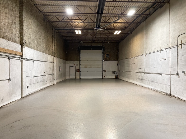 More Photos Of 15140 128th Ave NW, Edmonton Warehouse For Sale