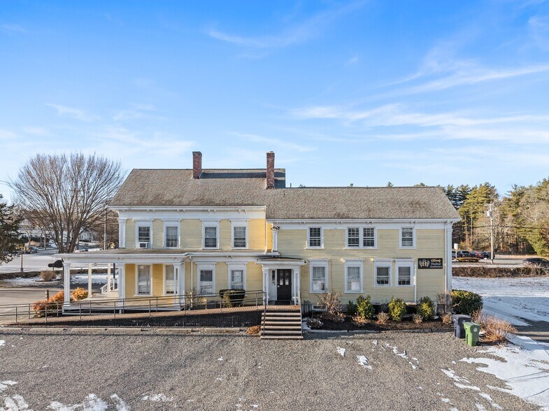 More Photos Of 345 Front St, Marion Office For Sale