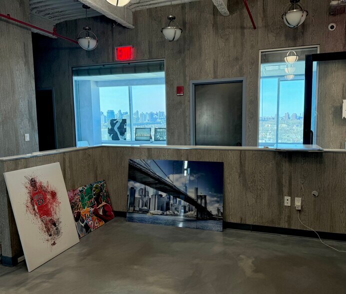 More Photos Of 23-25 31st St, Astoria Medical For Lease