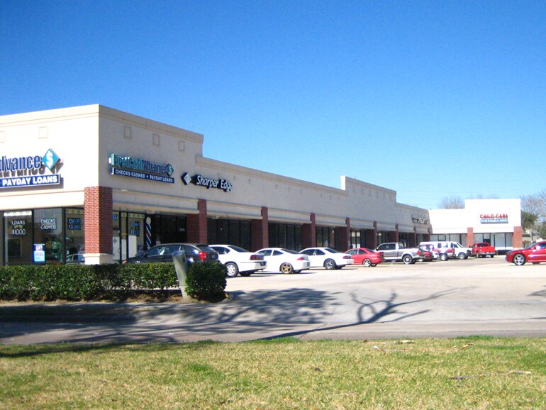 More Photos Of 7306 W Tidwell Rd, Houston General Retail For Sale