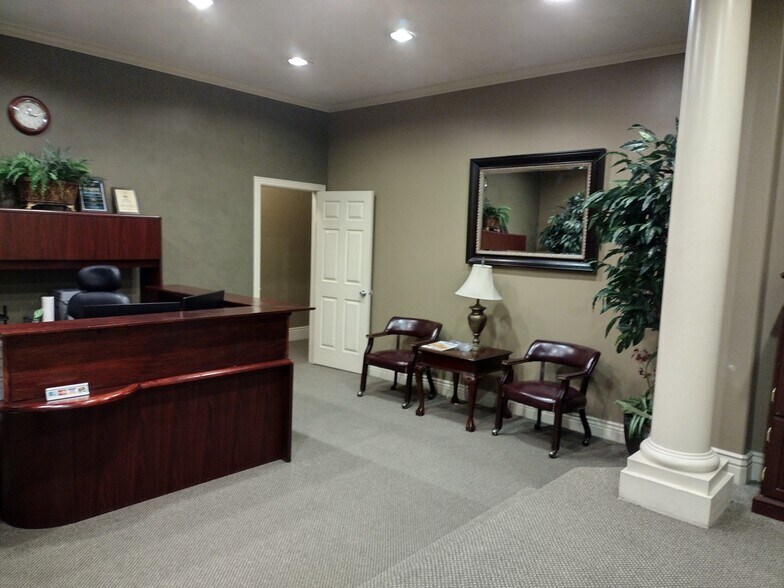 More Photos Of 503 W 2600 S, Bountiful Office For Lease