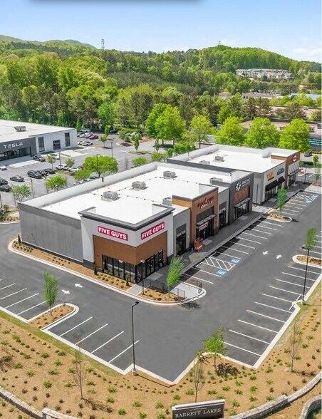 More Photos Of 1125 Ernest W Barrett Pky, Kennesaw General Retail For Lease