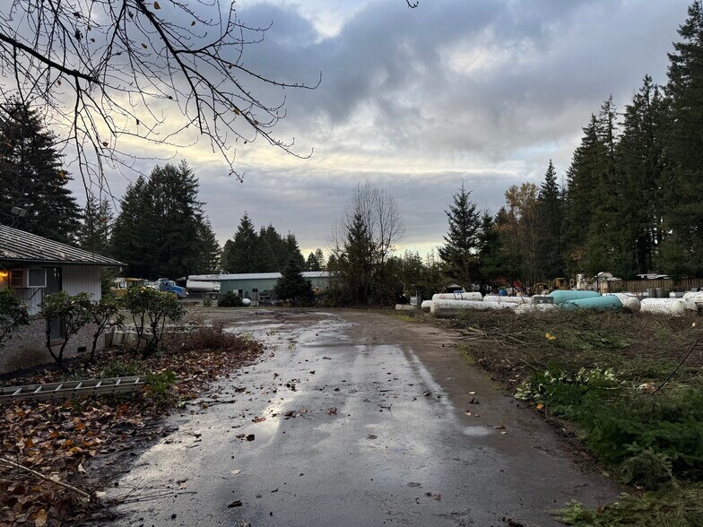 More Photos Of 36795 Industrial Way, Sandy Land For Lease