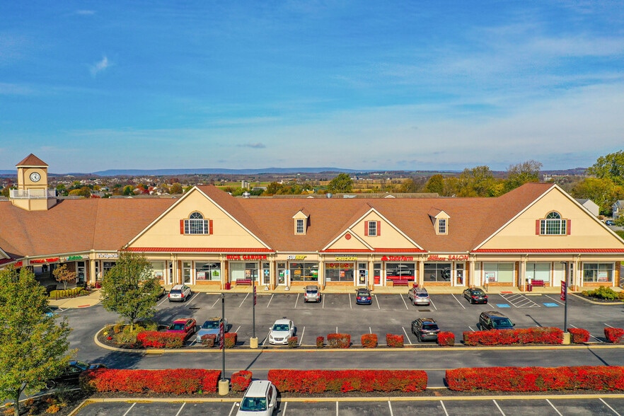 More Photos Of 850 Golden Dr, Blandon Unknown For Lease