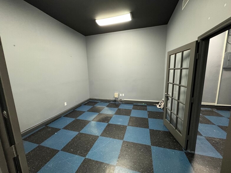 More Photos Of 203 S 21st Ave, Hollywood Office For Lease