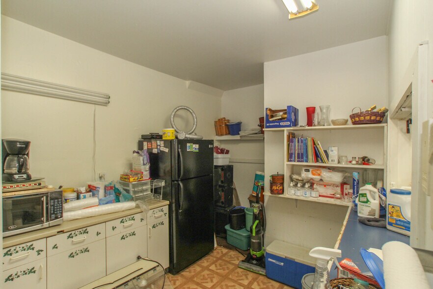 More Photos Of 813-815 E 4th St, Bethlehem Flex For Lease