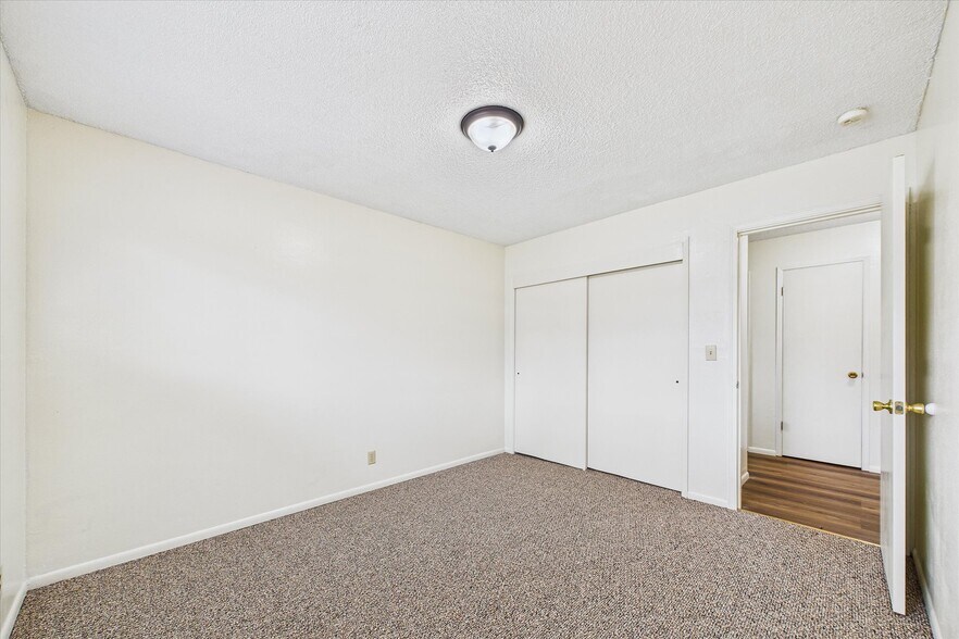 More Photos Of 3002-3016 Smith Ln, Fortuna Apartments For Sale