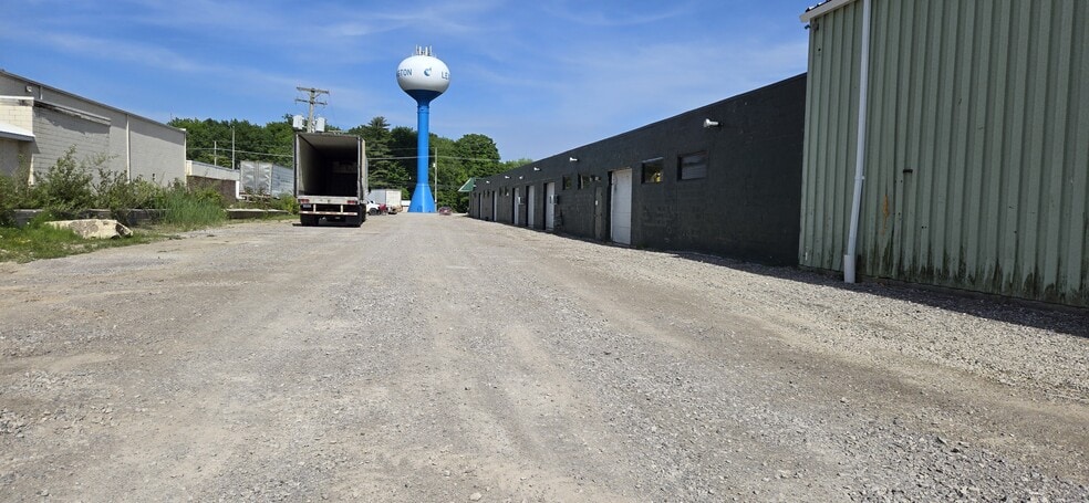 More Photos Of 5160 Lakeshore Rd, Lexington Warehouse For Lease