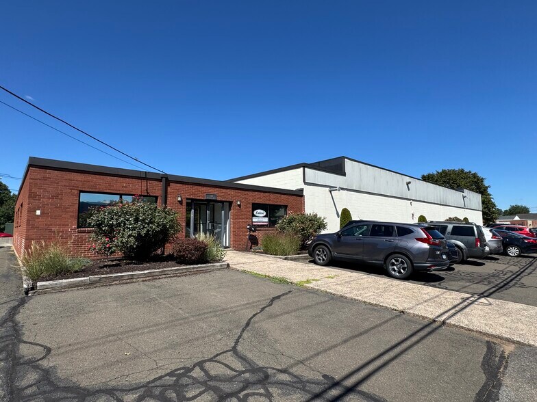 Primary Photo Of 350 N Cherry Street Ext, Wallingford Manufacturing For Lease
