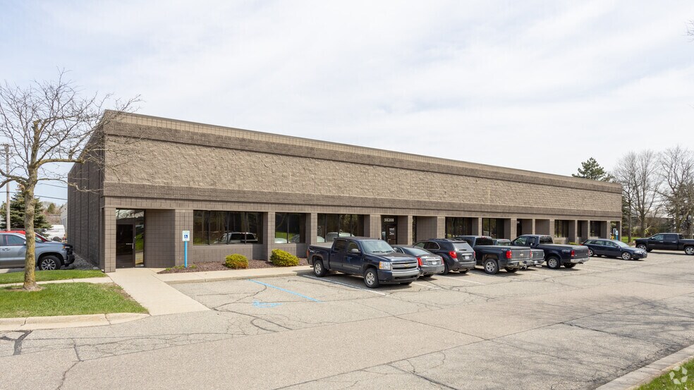 More Photos Of 50220-50230 Dennis Industrial Ct, Wixom Unknown For Lease