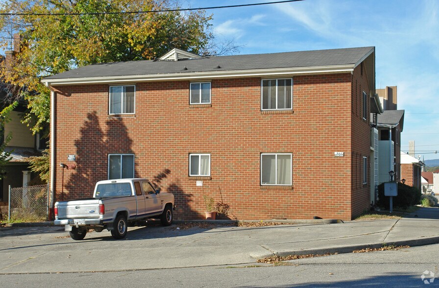 More Photos Of 201 Mountain Ave SW, Roanoke Multifamily For Sale